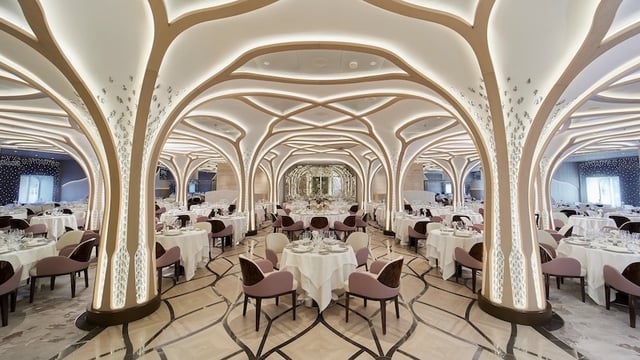 Regent Seven Seas Grandeur
