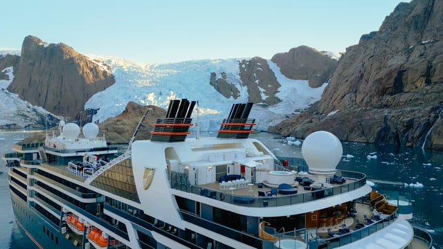 SBN_Ilulissat_Greenland_Jakobshavn_Glacier_(Kujalleq)_Venture_VEN_Drone_062823_Stringout.00_00_56_06.Still048