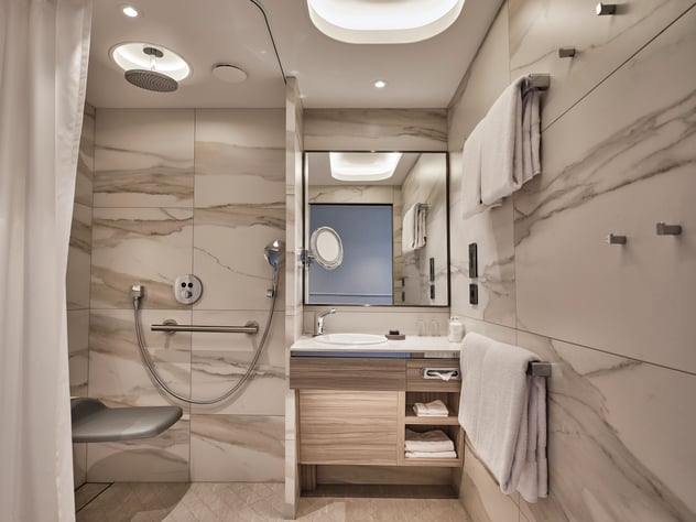 SSC_EV_ClassicVerandaSuite_Bathroom_ADA_0499