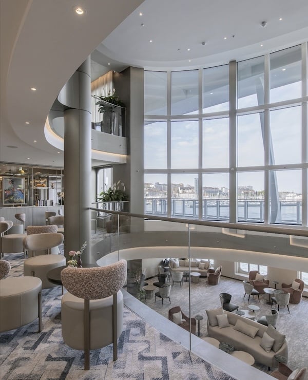Silver Ray Atrium
