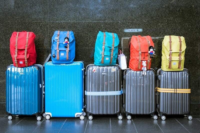 Suitcases 800x533