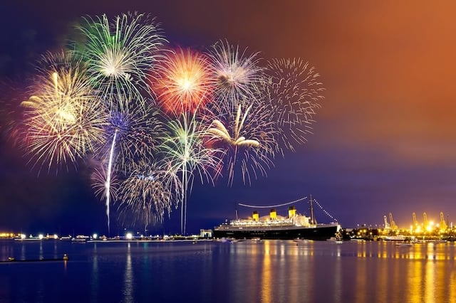 cunard fireworks