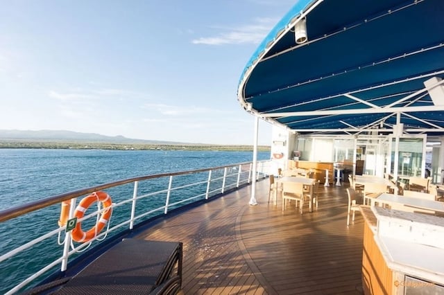 isabela ii tauck galapagos