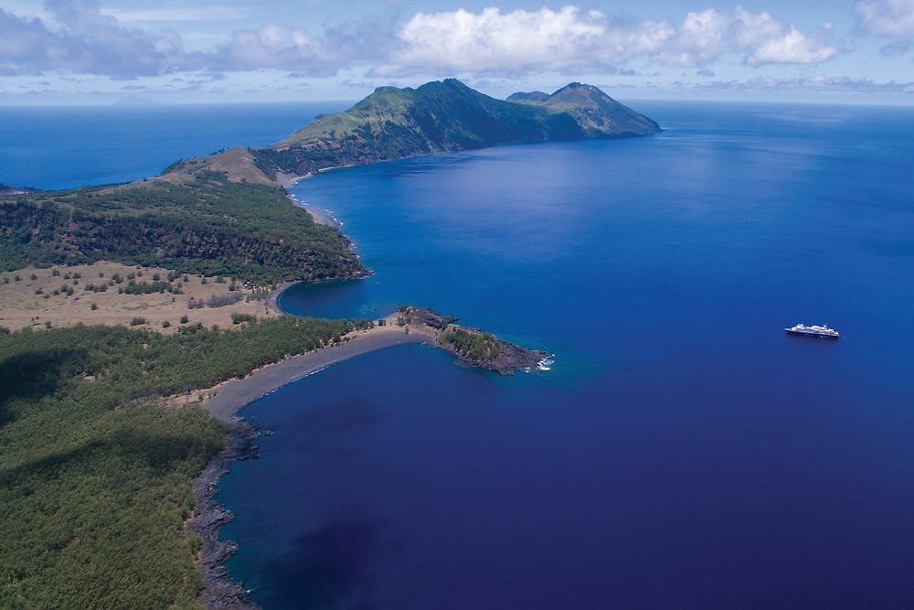 180430143806_silversea-ringoffirejapan The Silver Discoverer exploring Japan's "Ring of Fire" islands