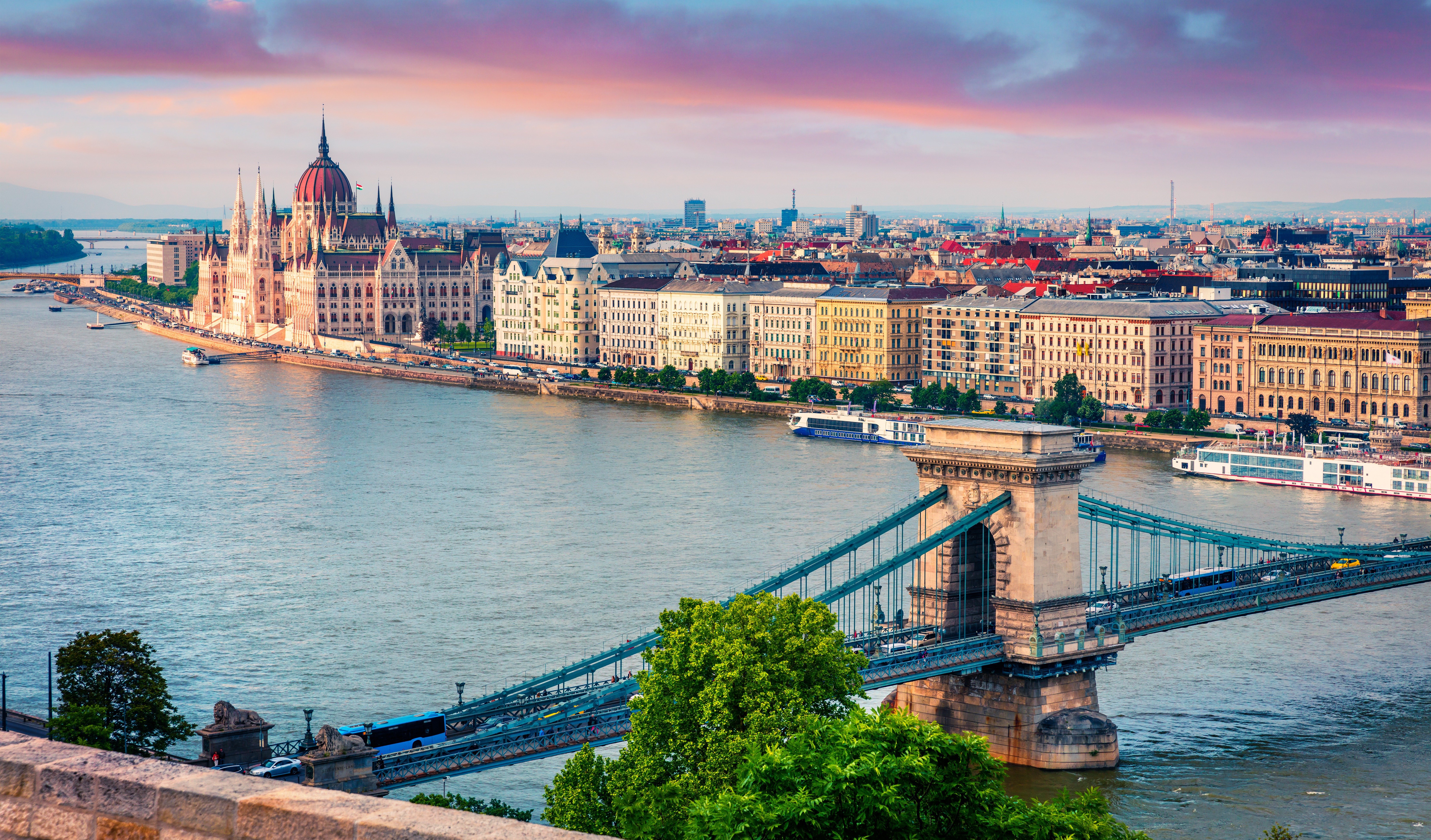 Castles and cities along the Danube River 