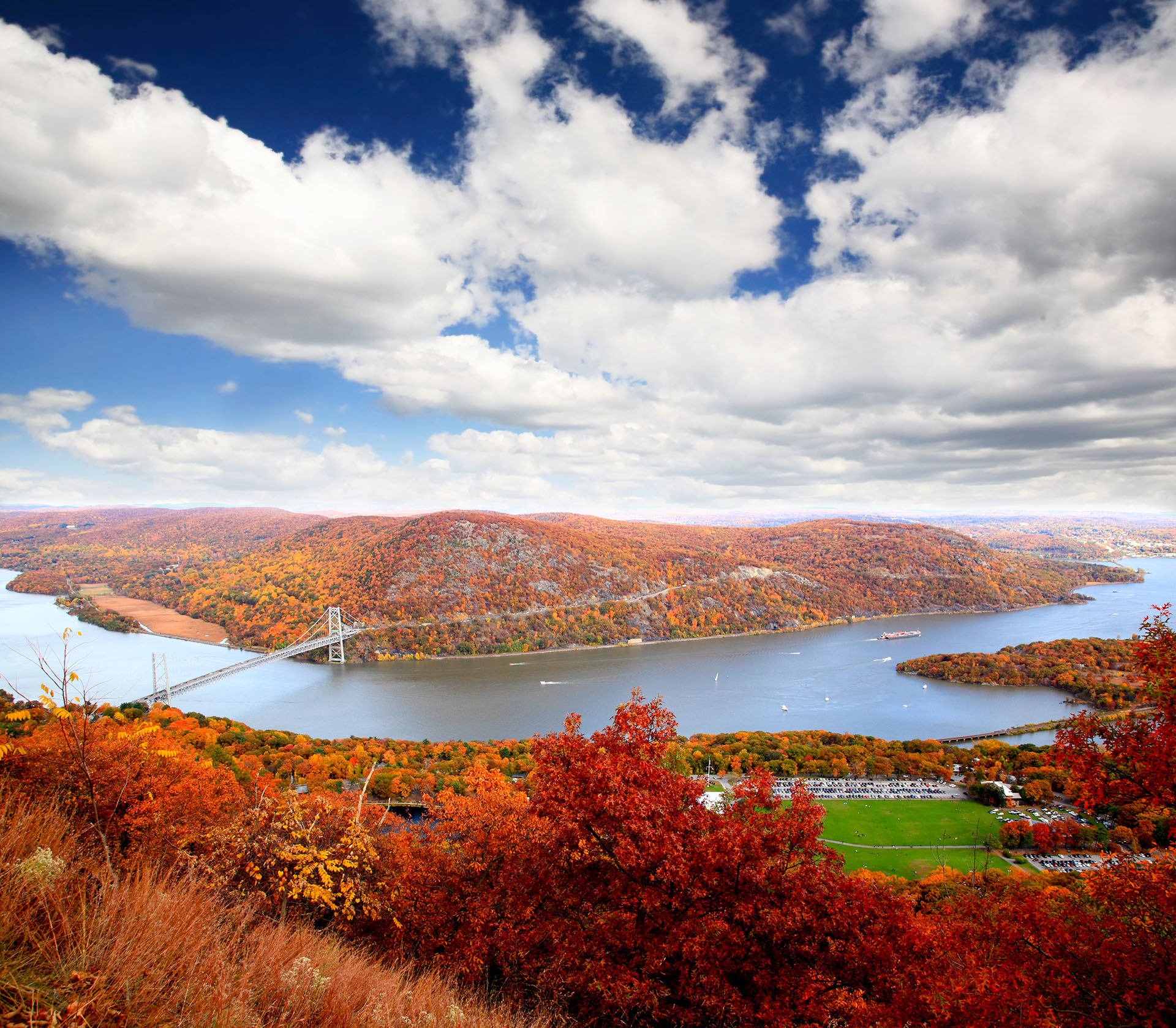 hudson river valley fall foliage tours